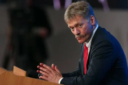 Πεσκόφ για Ζελένσκι: Οι δηλώσεις του θέτουν το ερώτημα αν είναι ικανός να λάβει επαρκείς αποφάσεις για την ειρηνική επίλυση του πολέμου