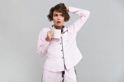 Ύπνος: 5 λόγοι για τους οποίους ξυπνάτε κουρασμένοι το πρωί κατά τη διάρκεια του χειμώνα