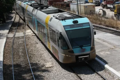 Τραγωδία: Νεκρός άνδρας που παρασύρθηκε από συρμό του Προαστιακού