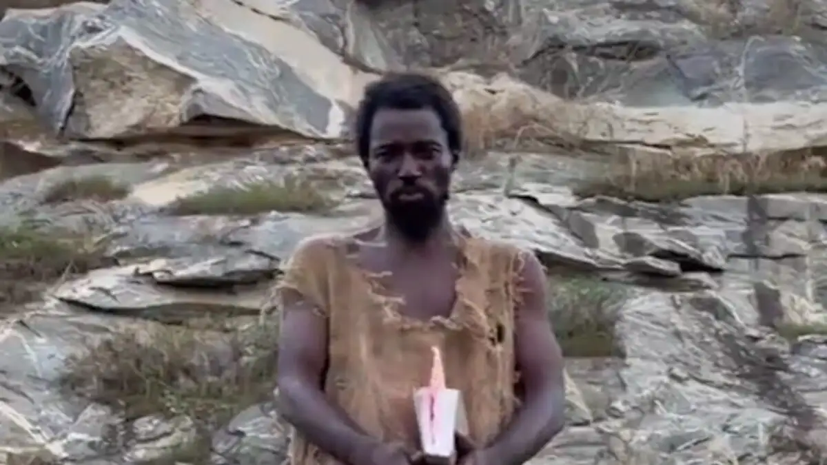 Γκάνα: Ψευδοπροφήτης προέβλεπε καταστροφή του κόσμου από κατακλυσμό τα Χριστούγεννα – Πιστοί έκαψαν κιβωτό του μετά τα ψέματα