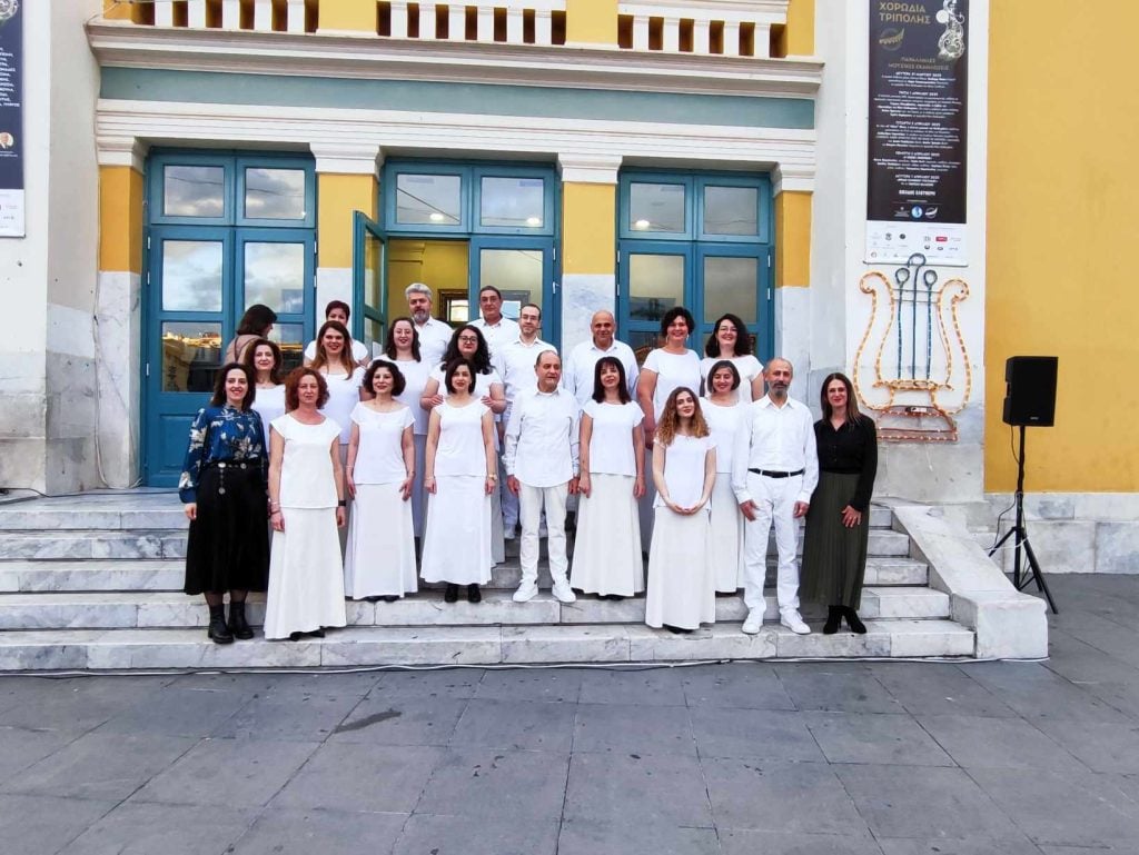 Πάτρα: Χριστουγεννιάτικα κάλαντα με τους Vocal