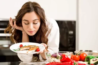 Τι τρώνε οι Βίκινγκς και νικούν τον διαβήτη; Η σκανδιναβική διατροφή που προστατεύει το ήπαρ και ρίχνει το σάκχαρο