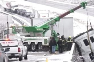 Σε «πολική δίνη» οι ΗΠΑ – Οι χιονοθύελλες προκαλούν ακραία ατυχήματα - Σοκαριστικό βίντεο