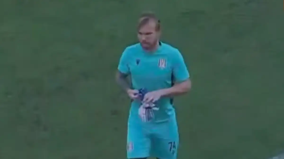 Αλβανία: Τερματοφύλακας εγκατέλειψε το παιχνίδι μετά από γκολ που δέχτηκε