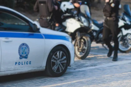 Στη φυλακή και οι 12 που διακινούσαν κοκαΐνη και κάνναβη μέσα σε σχολεία - Τα ξημερώματα ολοκληρώθηκαν οι απολογίες τους