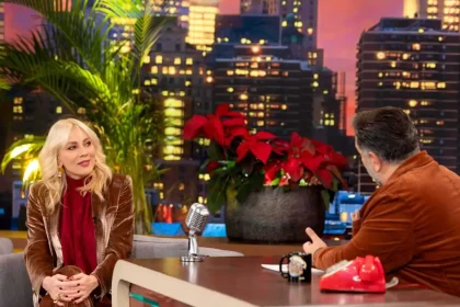 Σμαράγδα Καρύδη για τον Ντίνο Καρύδη: «Ήταν χαζομπαμπάς, δεν αναγνωρίστηκε το ταλέντο του»