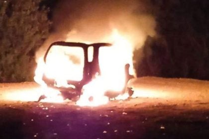 Πάτρα: Smart τυλίχθηκε στις φλόγες στη Λεύκα