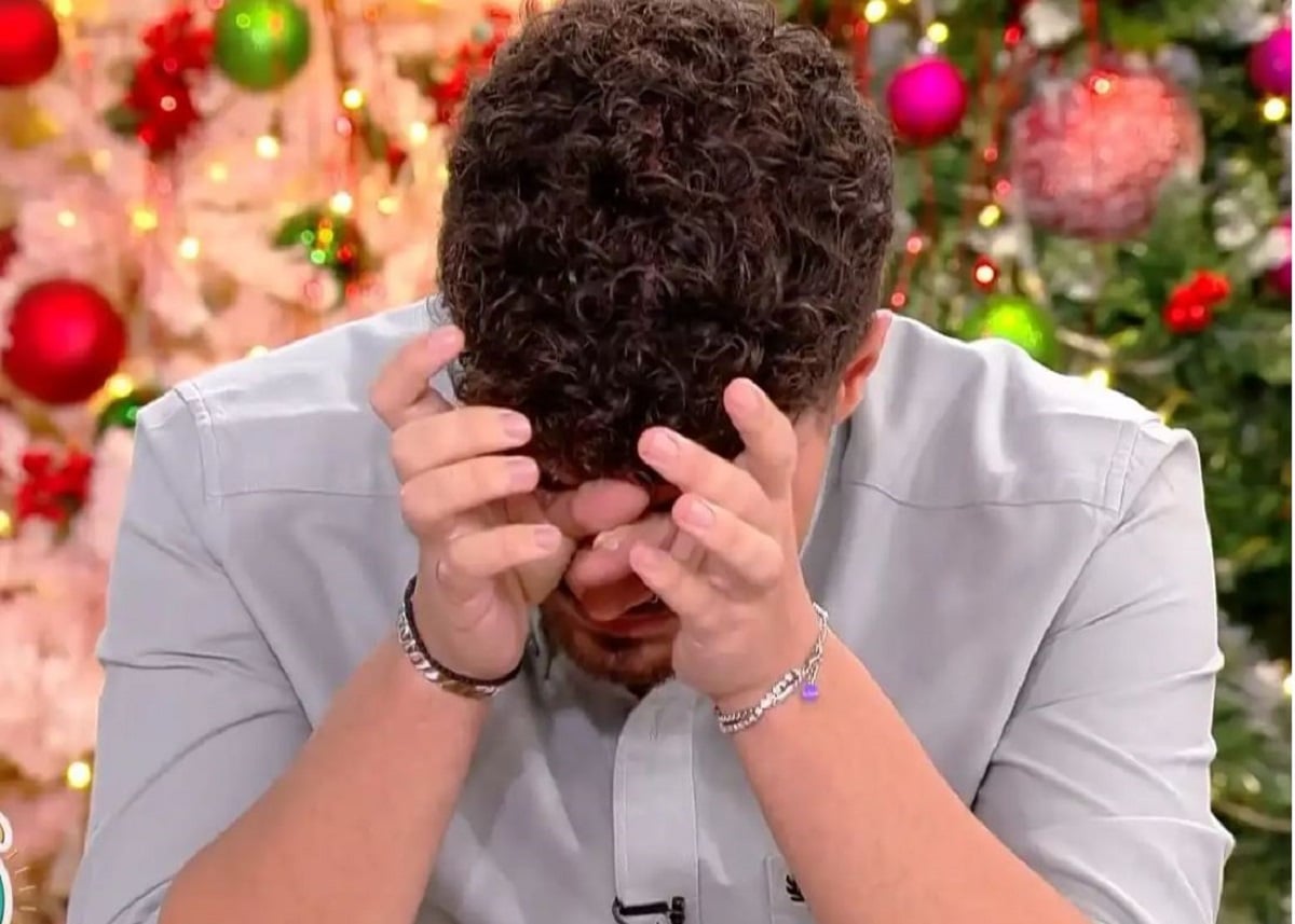 Ξέσπασε σε κλάματα ο Στέφανος Παπαδόπουλος: «Θέλω να έρθει μπροστά μου και να μου πει ότι είμαι ψεύτης»