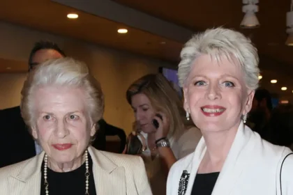 Πέθανε η Σύλβα Ακρίτα, η πρώτη γυναίκα βουλευτής στην ιστορία του ΠΑΣΟΚ – Η ανάρτηση της κόρης της, Έλενας Ακρίτα