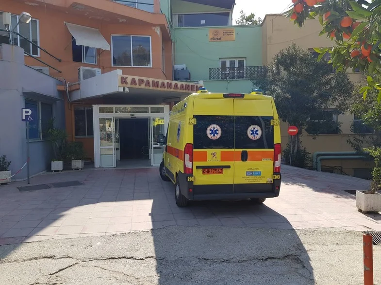 Δυτική Αχαΐα: Στο νοσοκομείο 14χρονος και 16χρονος μετά από κατανάλωση αλκοόλ - Χειροπέδες σε γονείς