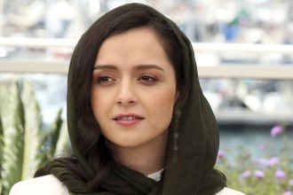 Ιράν: Η γνωστή ηθοποιός Αλιντουστί εγκαταλείπει την υποκριτική λόγω του νόμου για τη μαντίλα
