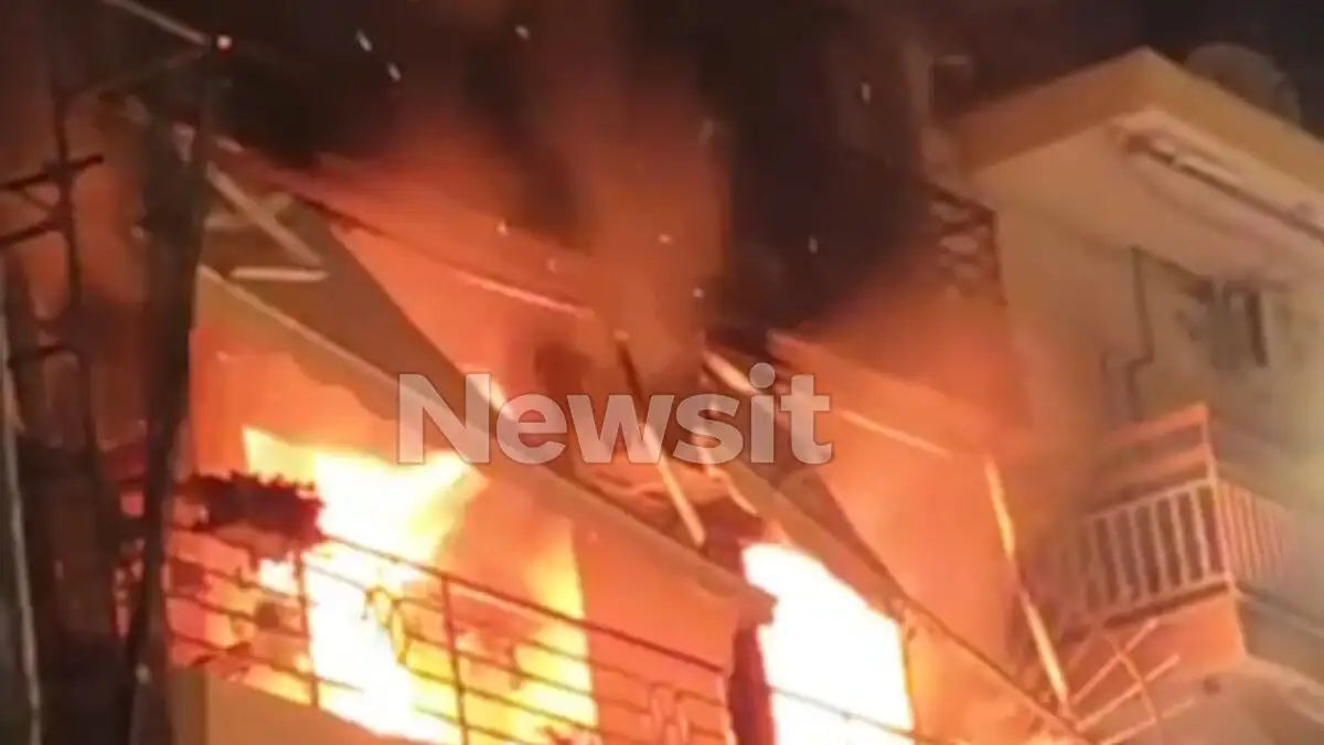 Θεσσαλονίκη: Τρίδυμα μωρά σώθηκαν από φωτιά σε πολυκατοικία – Βίντεο και φωτογραφίες