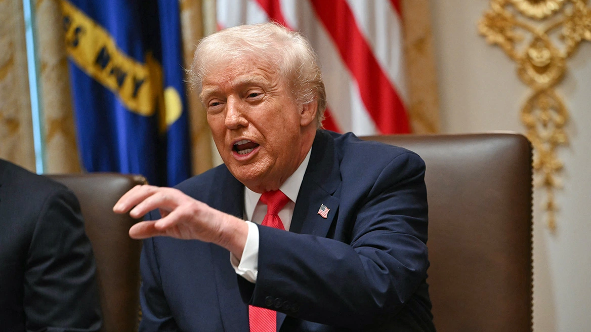 «Τι χάλι! αναφώνησε ο Τραμπ για τον πόλεμο στην Ουκρανία: Δεν είναι εύκολη κατάσταση, είπε για την επίτευξη ειρηνευτικής συμφωνίας