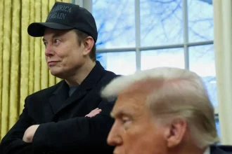 Ο Τραμπ στο πλευρό του Μασκ: «Η Ευρώπη αλλάζει, παίρνει κακές κατευθύνσεις»