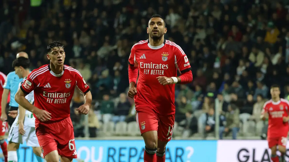 Ο Βαγγέλης Παυλίδης πέτυχε χατ-τρικ στο 4-0 της Μπενφίκα στην έδρα της Μορεϊρένσε