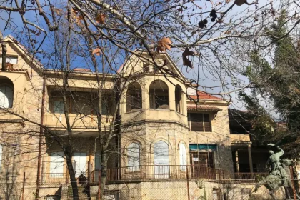 Τατόι: Σε ιδιώτη 24 «ιστορικά» κτίρια ώστε να γίνουν ξενώνες και εστιατόρια