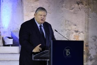 Ευ. Βενιζέλος: Η χώρα δεν μπορεί να πορευθεί με ασύμμετρο πολιτικό σύστημα – Κρίση Δημοκρατίας υπάρχει όταν έχει καταστεί μη διακυβερνήσιμη