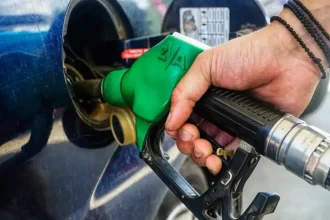 Cetracore – Jetoil: Η ελληνική εταιρεία λιανεμπόριου πετρελαιοειδών μπροστά σε λουκέτο, κυρώσεις και τη συγγνώμη του Lakhani