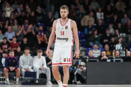 Βεζένκοφ: «Να αλλάξουμε τα πάντα σε σχέση με το παιχνίδι με την Μπαρτσελόνα»