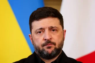 Έτοιμος για εκλογές δηλώνει ο Ζελένσκι