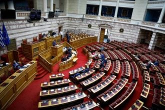 ΟΠΕΚΕΠΕ: «Πέρασε» με 159 «ναι» από τη Βουλή η ένταξη του στην ΑΑΔΕ