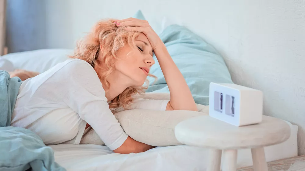 Αυτός είναι ο λόγος που ξυπνάμε κάθε βράδυ στις 3 τα χαράματα