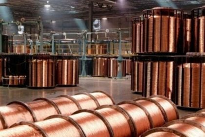 Ράλι για τον χαλκό: Ξεπέρασε για πρώτη φορά τα 12.000 δολλάρια ανά τόνο