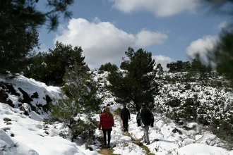 Το 2026 μας υποδέχεται με χαμηλές θερμοκρασίες, χιόνια και παγετό - Η πρόγνωση των επόμενων ημερών
