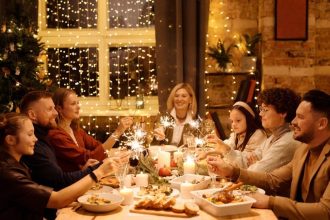 Εγκυμοσύνη και ρεβεγιόν: Οδηγός απόλαυσης χωρίς τύψεις