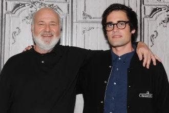 Δραματική εξέλιξη, συνελήφθη ο γιος του Ρομπ Ράινερ για τη δολοφονία των γονιών του με μαχαίρι