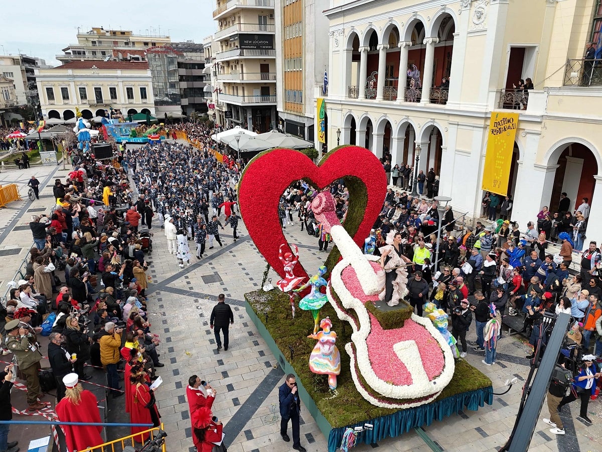 Μέχρι τις 14 Δεκεμβρίου 2025 οι αιτήσεις για τη Βασίλισσα του Πατρινού Καρναβαλιού 2026