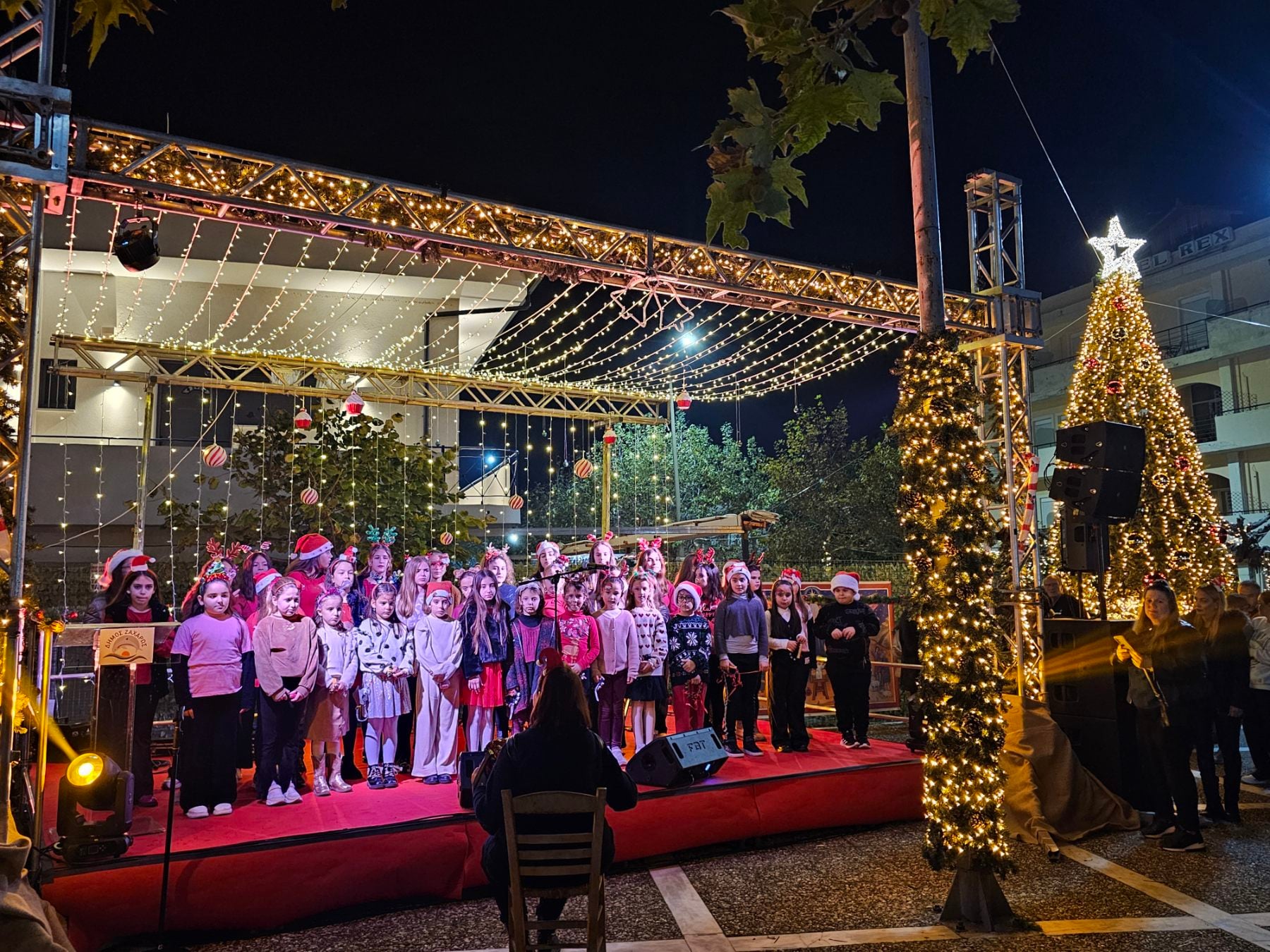 Φως και Γιορτή: Η επίσημη έναρξη των Χριστουγέννων στον Δήμο Ζαχάρως