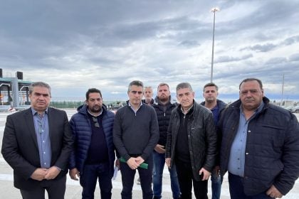 Μαζί με τους αγρότες στον Υπουργό ο Δήμαρχος Δυτικής Αχαΐας, Γρ. Αλεξόπουλος - Ψήφισμα σε Δήμα