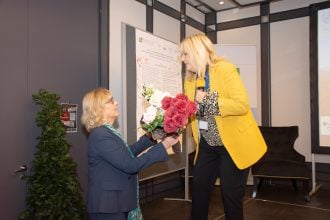 Σε θερμό κλίμα το συνέδριο του ΠΟΥ στην Αυστρία, με τη συμμετοχή της Α. Μαστοράκου