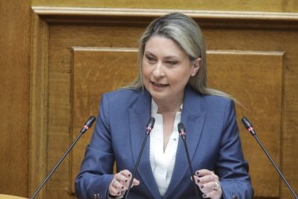 Η ομιλία της Χριστίνας Αλεξοπούλου για τον Προϋπολογισμό: «Μετατρέπει την οικονομική πρόοδο σε προσωπικό όφελος για τον πολίτη»