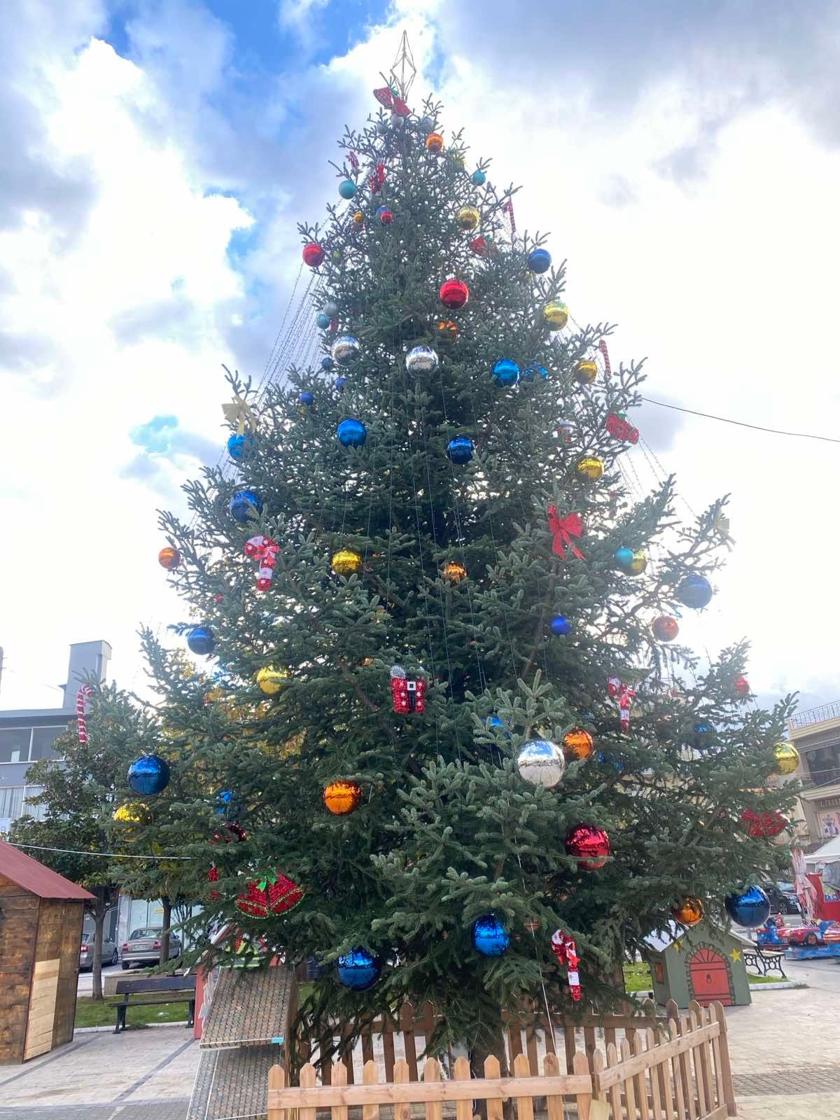Την Τρίτη 9/12 το άναμμα του Χριστουγεννιάτικου δέντρου του Δήμου Δυτικής Αχαΐας