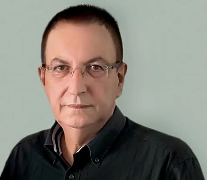 Αποχαιρετισμός στον δημοσιογράφο Δημήτρη Χωρίτο