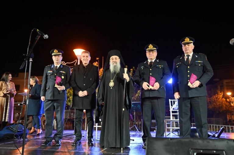 Φως κι ελπίδα στη Νύχτα των Ευχών στον Δήμο Δυτικής Αχαΐας