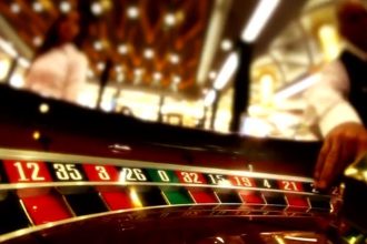 Υπόθεση απάτης: Οι στρατηγικές κινήσεις του φερόμενου ως αρχηγού της συμμορίας του καζίνο