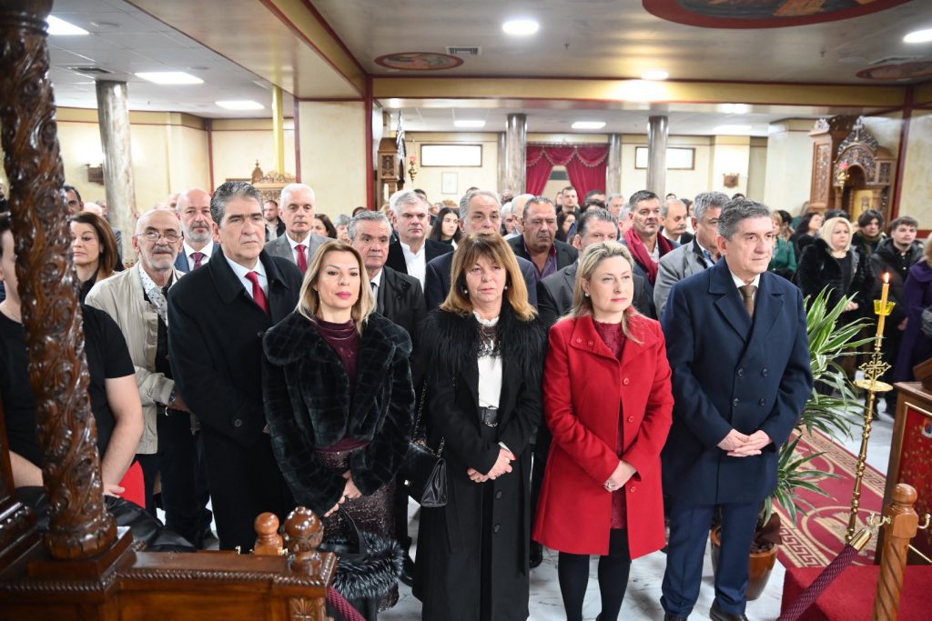 Αλεξόπουλος: «Σε μια εποχή προκλήσεων το μήνυμα των Θεοφανείων μας καλεί να επιλέξουμε τη διαφάνεια αντί της σύγχυσης και την ελπίδα αντί της παραίτησης»