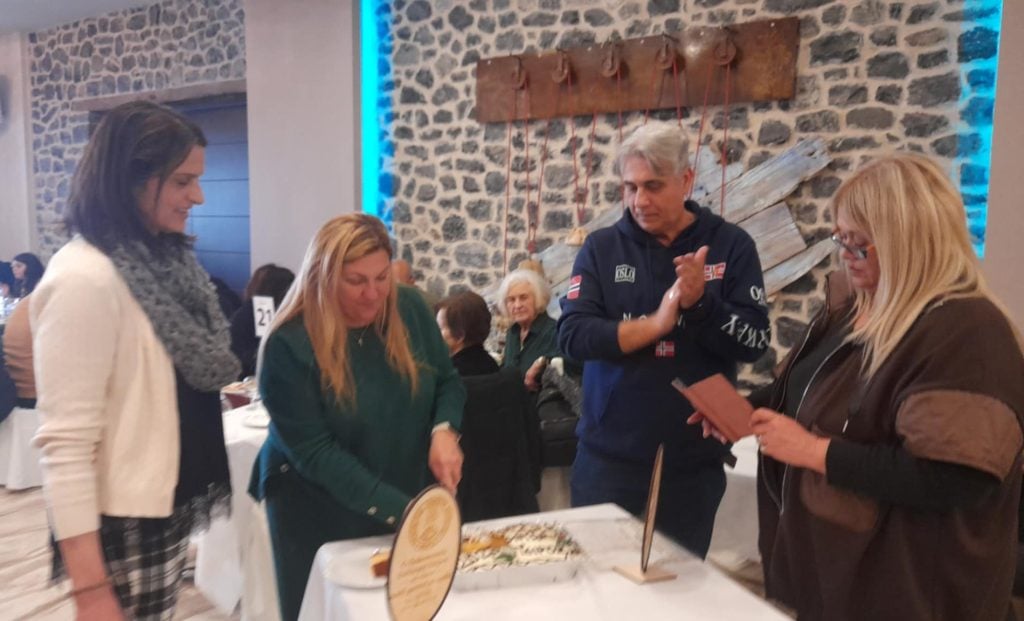 Ο Σύλλογος Αλισσαίων “Πείρος” έκοψε Βασιλόπιτα στην Ορεινή Αρκαδία – ΦΩΤΟ