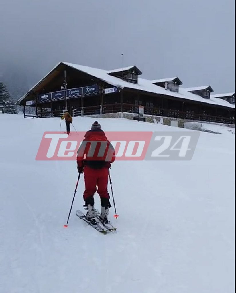 Χιονίζει ασταμάτητα στο Χιονοδρομικό Καλαβρύτων ΦΩΤΟ