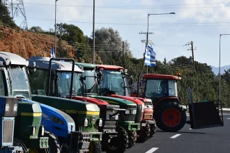 Αγρότες: Στον «αέρα» η συνάντηση με τον πρωθυπουργό – Το απόγευμα αποφασίζει το μπλόκο της Νίκαιας