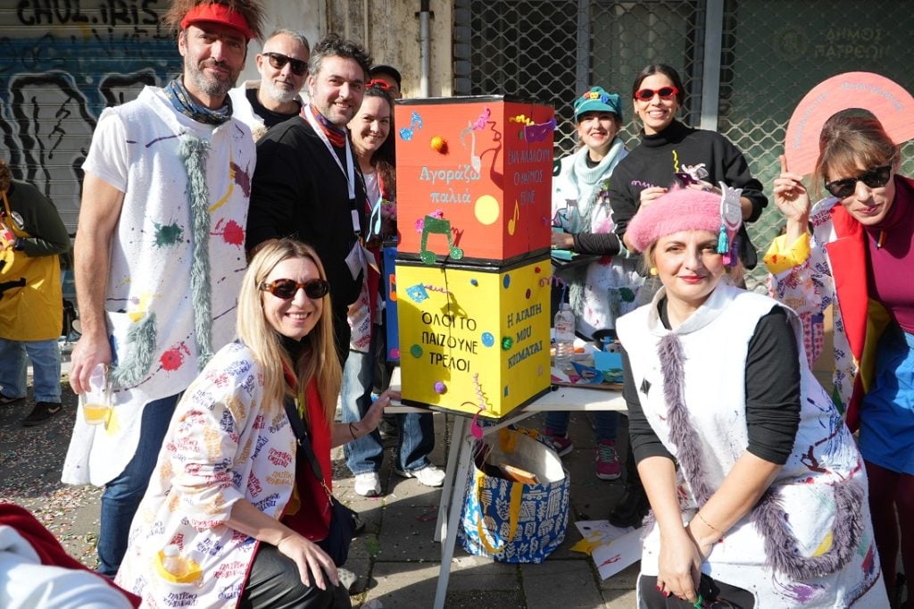 61ο Παιχνίδι Κρυμμένου Θησαυρού: Πλημμύρισε χρώμα και έμπνευση ο πεζόδρομος της Μαιζώνος στο «Cubbez» - ΦΩΤΟ