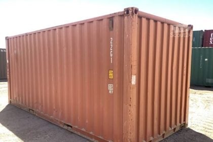 ΤΩΡΑ-Πάτρα: Κοντέινερ τούμπαρε από τους ισχυρότατους ανέμους