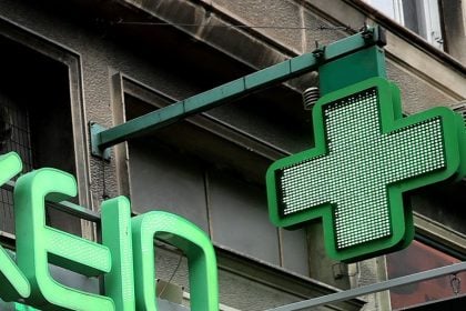 Πάτρα: Ληστεία σε φαρμακείο στη Μαιζώνος