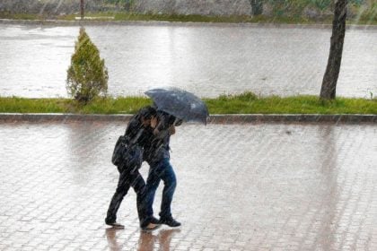 Έκτακτο δελτίο από την ΕΜΥ: Ισχυρές βροχές και καταιγίδες από αύριο Κυριακή