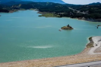 Δήμος Πατρέων: Προειδοποίηση από την Πολιτική Προστασία για αποφυγή μετακινήσεων στις όχθες του Πείρου- Παραπείρου