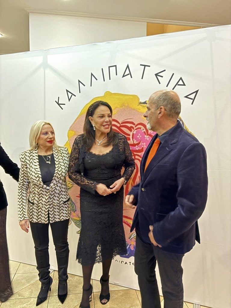 Ο Χαράλαμπος Μπονάνος κοντά στην "Καλλιπάτειρα"