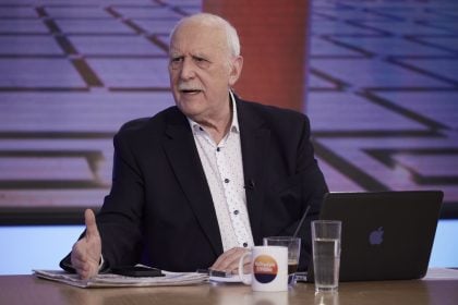 Ο πολιτικός κόσμος αποχαιρετά τον Γιώργο Παπαδάκη